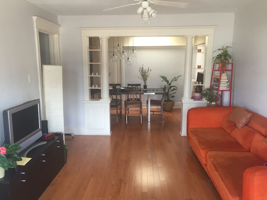 Spacious living room