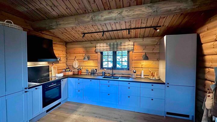 Private, exotic & panorama mountain view