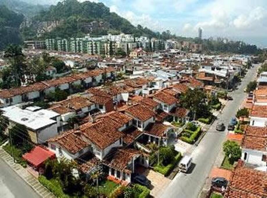 Foto Aerea Barrio Los Pinos