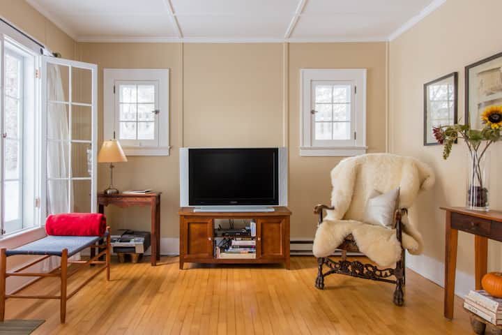 Go-cottage- 2 Bed, Bungalow Cottage - Lake Placid, NY