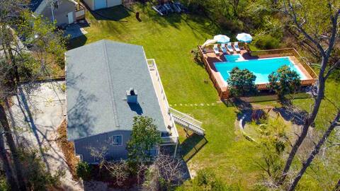 CoastalCastle~Pool~Big~Family
