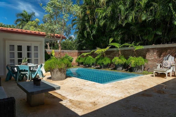 Daisy & Erik managed Airbnb listing 2