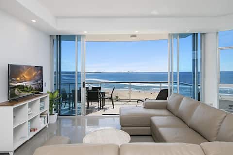 Successful Airbnb property: Luxury Penthouse - Kirra/Coolangatta - Amazing! in Coolangatta