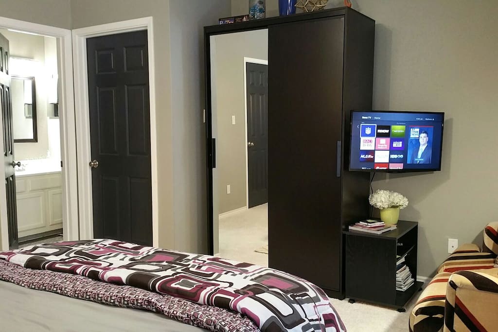Attached bath (opens to living area to)