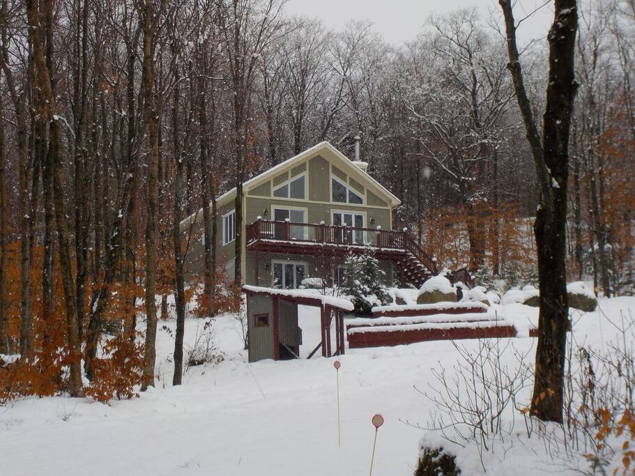 Le chalet l'hiver