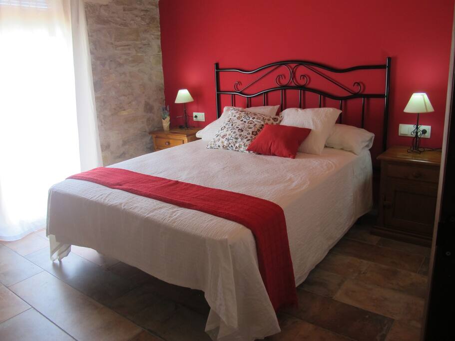Habitación rojo