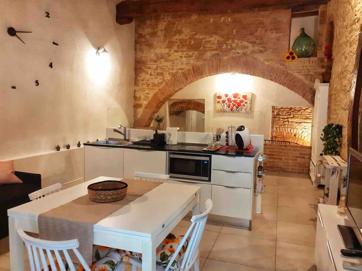 Lano Vacation Rentals & Homes - Tuscany, Italy | Airbnb