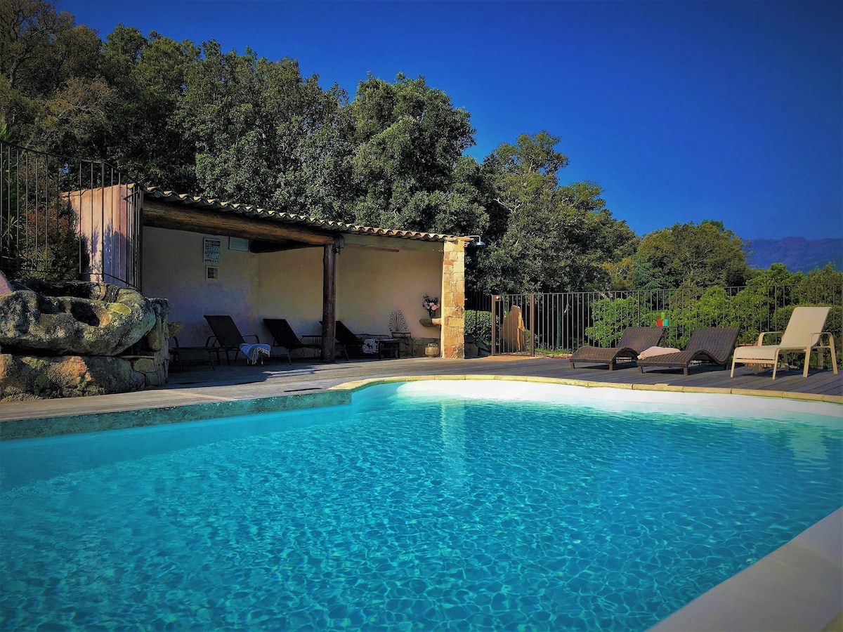 Popular Airbnb listing: 2 SEMI-DETACHED VILL WITH SUARTELLO POOL 1 in Porto Vecchio