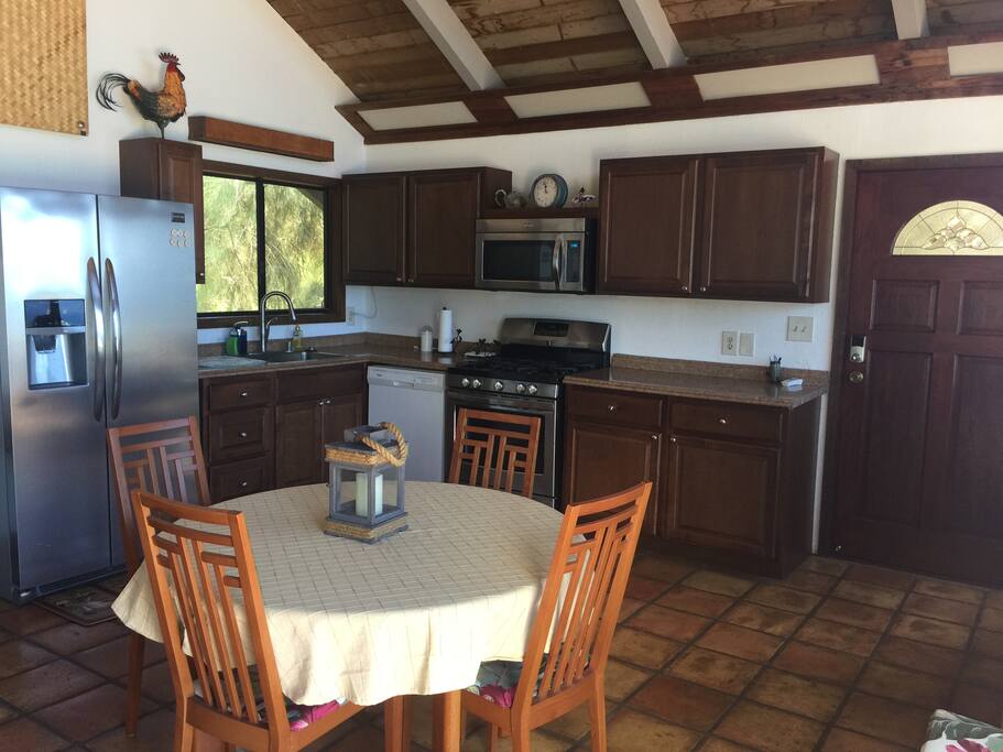A spacious open floor plan kitchen.
