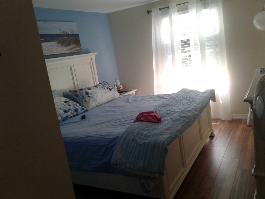 Master bed with king size bed