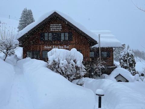 Haus "Lugˋ ins Tal" FEWO