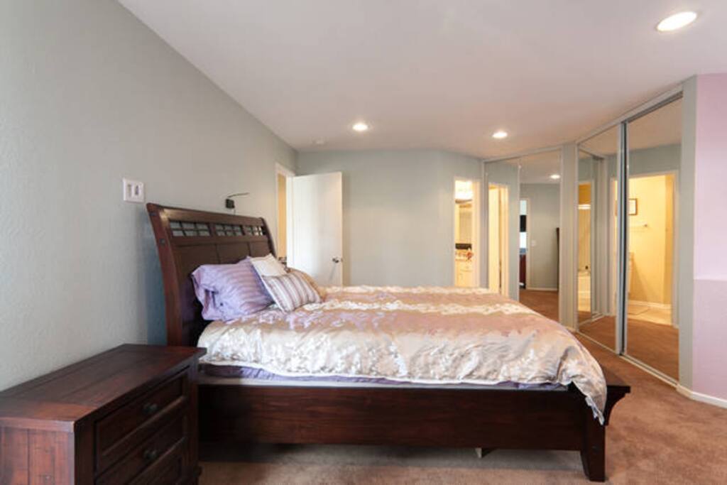 Short carpet in bedrooms & living room, then wood in kitchen and hallways are easy clean, low allergy, and makes for a warm floor.