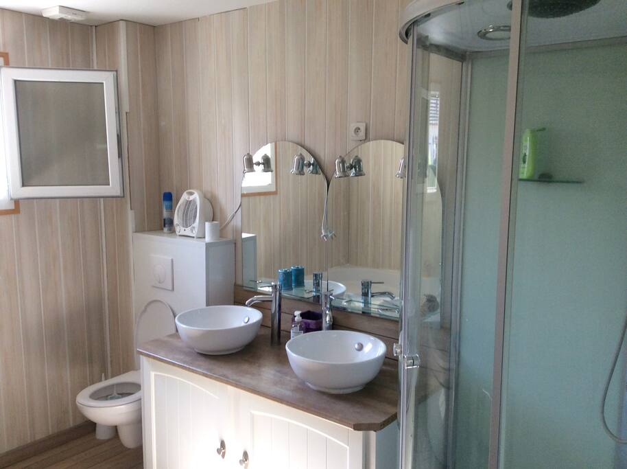 Salle de bain privatif