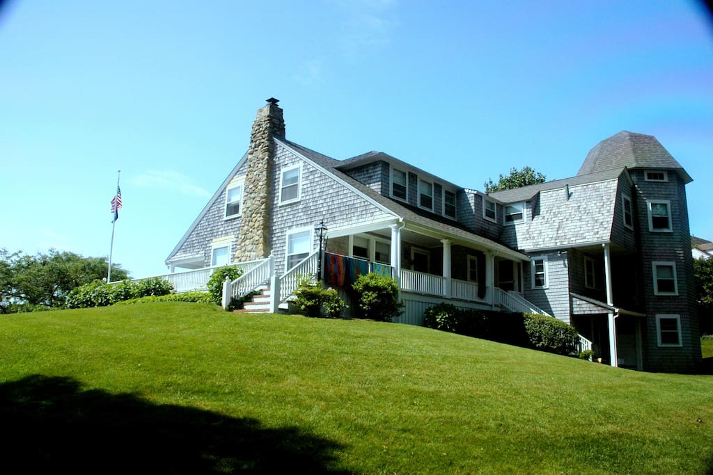 Gray Lady - Historic Hyannisport Port Village Home