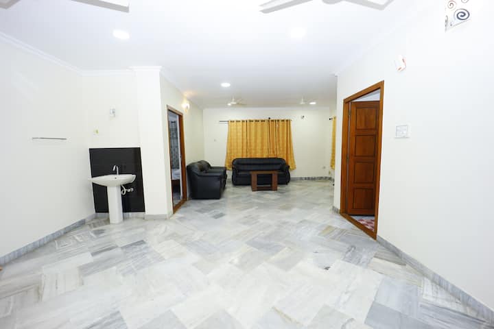 Home Stay Siri Homes Vididhillu 6 Bedroom Villa - Visakhapatnam