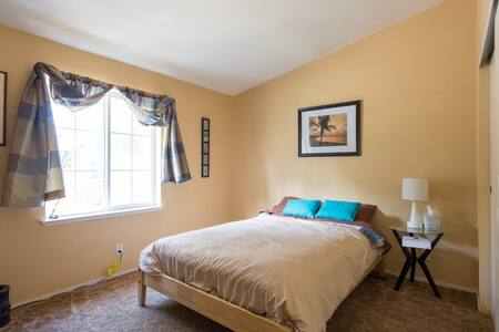 Quiet neighborhood near Monterey and the ocean