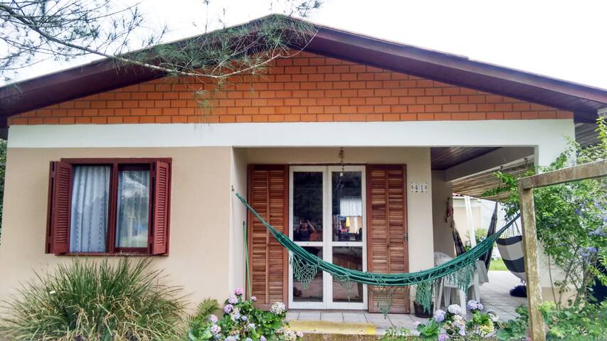 Cozy and large house 30 meters from the beach