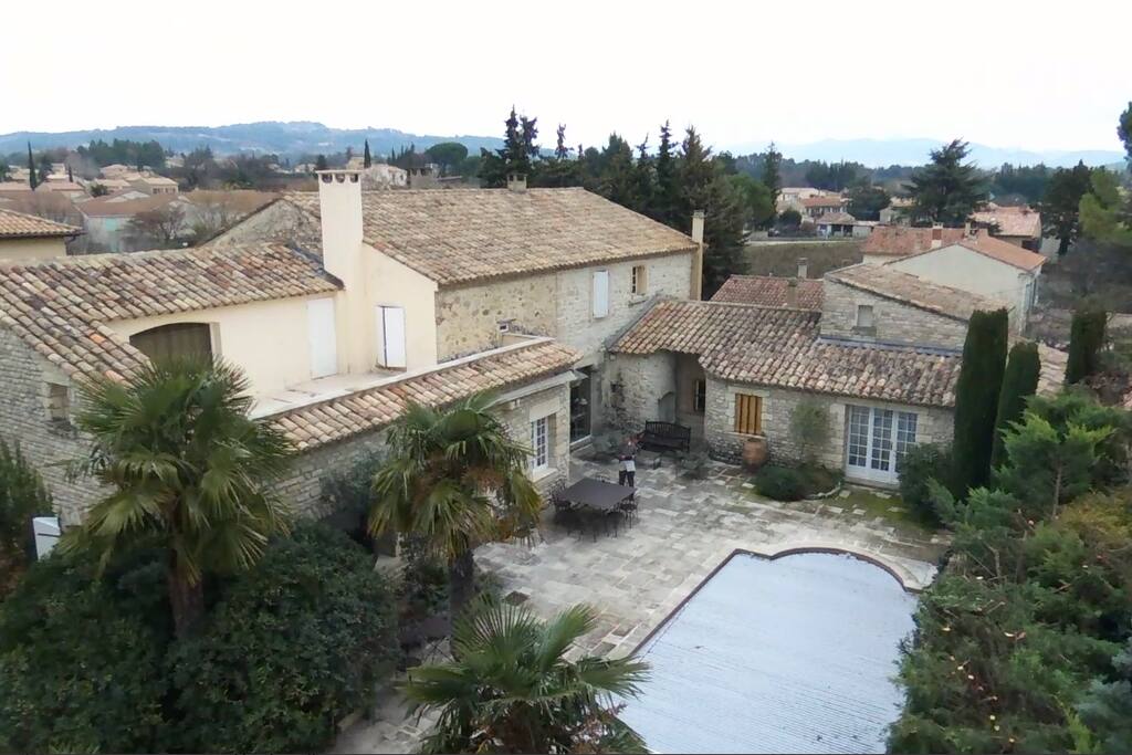 La maison et ses deux corps de batiment