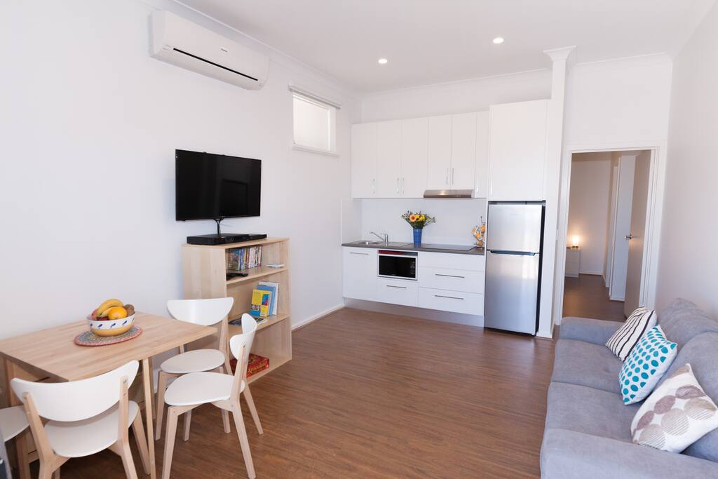 Comfortable Lounge Room with Foxtel and Netflix