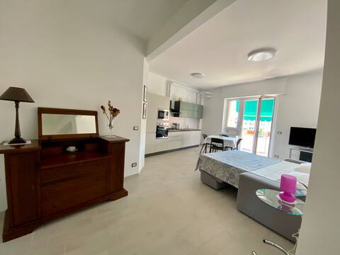 Top Airbnb: Charming apartment in the heart of Varazze in Varazze