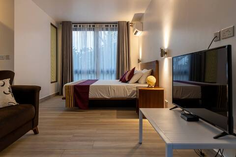 Garden suite 301