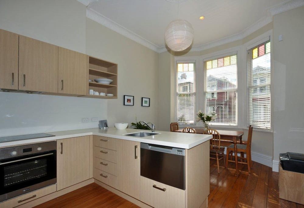 Kitchen/dining
