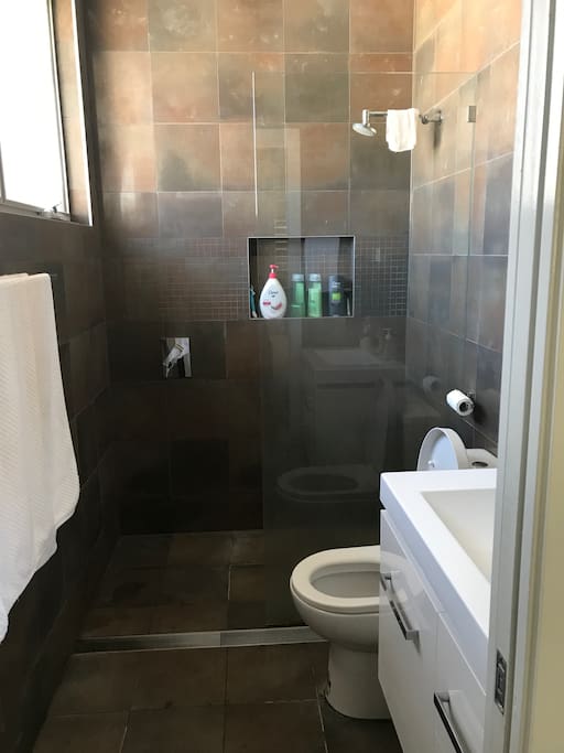 Ensuite