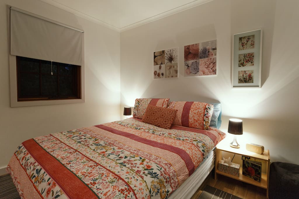 Second bedroom - double bed.