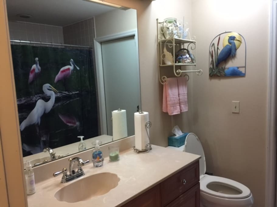Private bath with access to the lanai and spa area