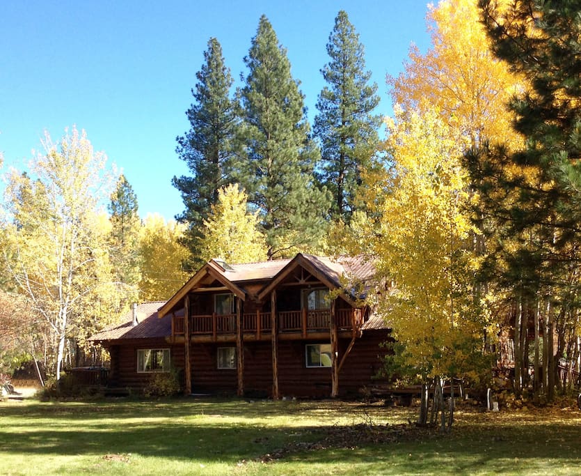 Quail Cabin duplex on left.