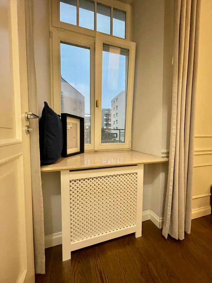 Ambienti i dhomës së gjumit