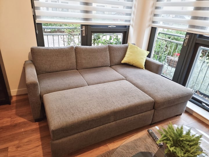 Loveley Two-bedroom Groundfloor
Apartament. - Edinburgh