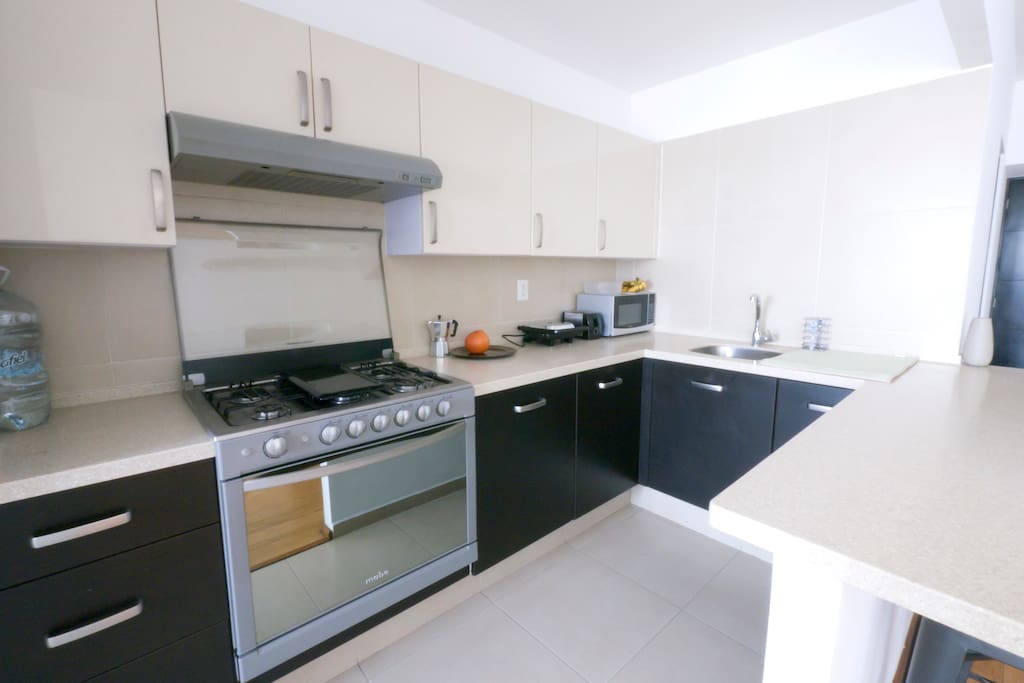 Fully equipped kitchen