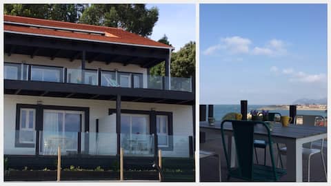 Propiedad de Airbnb exitosa: Wood and sea country house "families only" en Arnuero