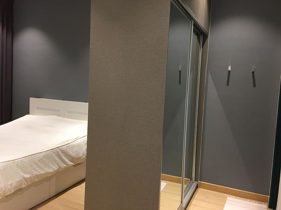 Separated Master Bed with wardrobe