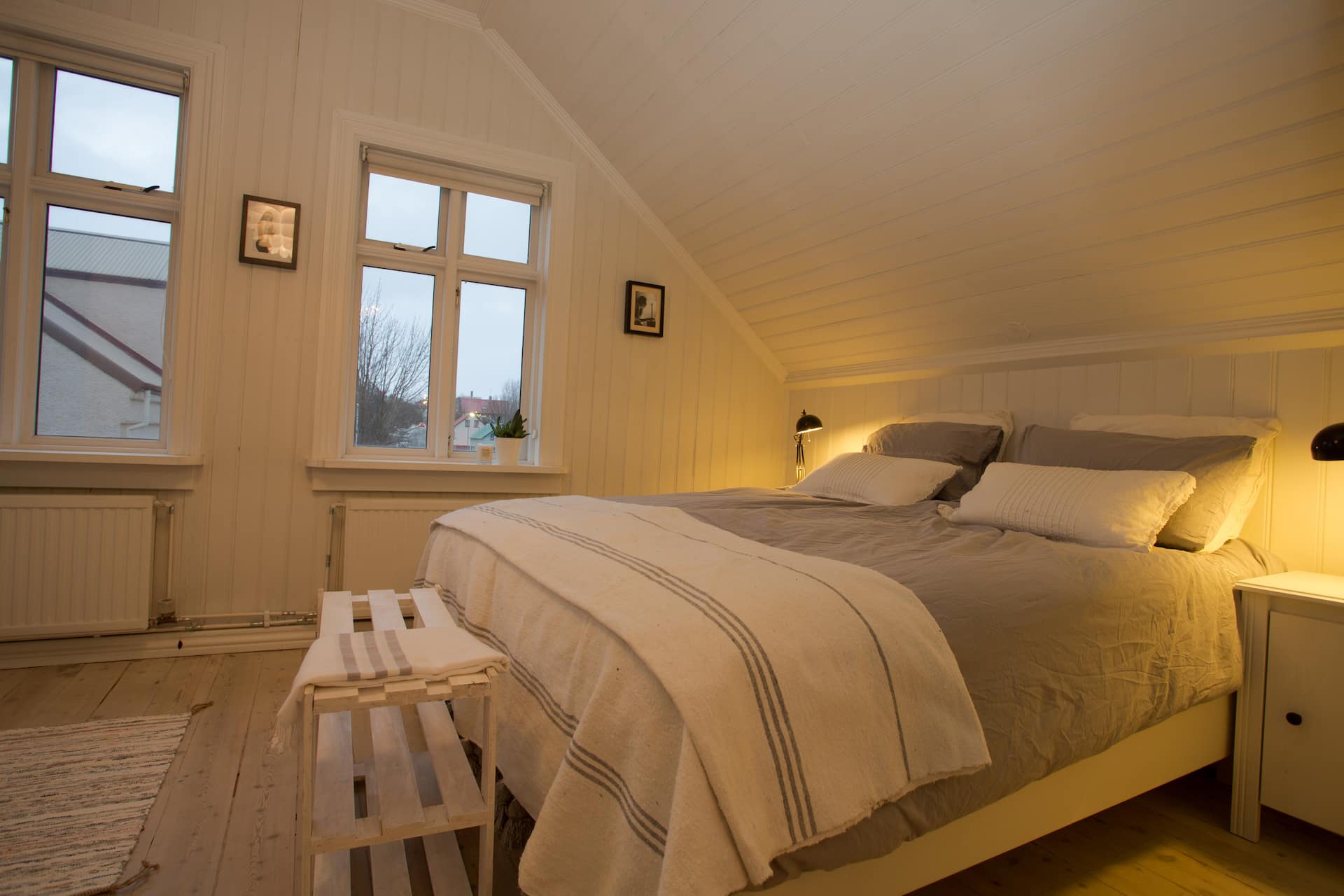 Wonderful apartment by the sea in Reykjavík area