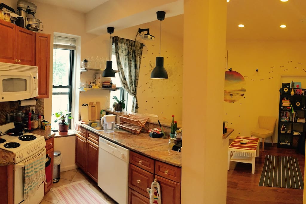 Fully equipped kitchen