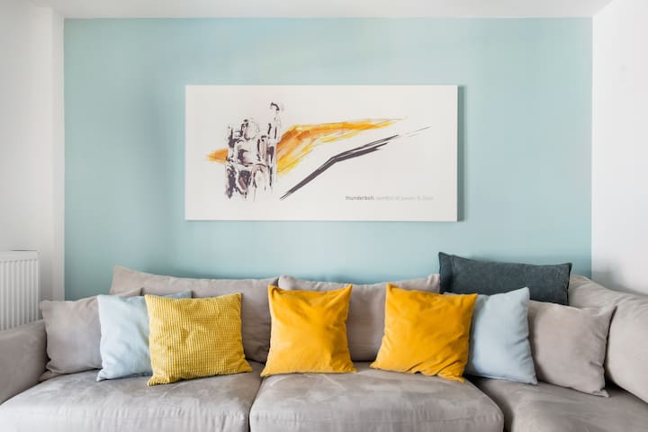 Stylish Penthouse with Superb Lycabettus Hill View