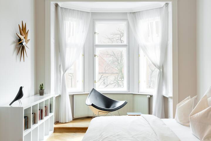 Art-Nouveau Residence in the Heart of the Old Town gallery image 3