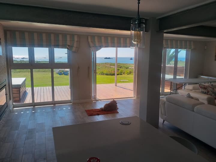 Feet Up and Anchors down Houses for Rent in Saint Helena Bay, Western