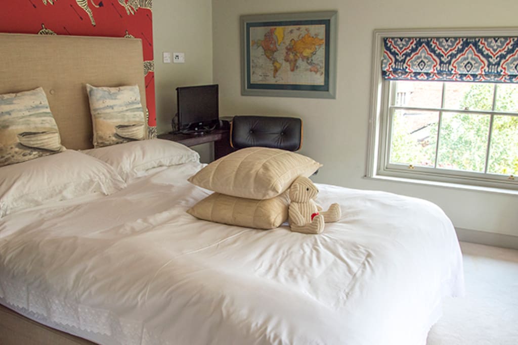Hide-Away double with single - top floor main house
