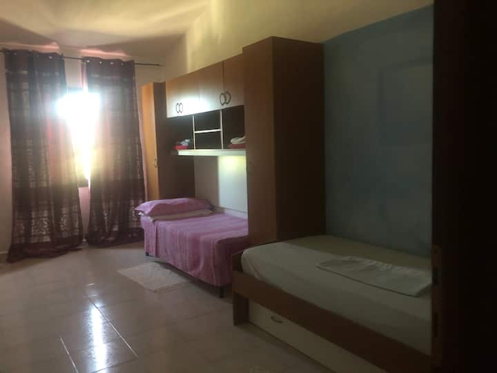 غرفة النوم 2