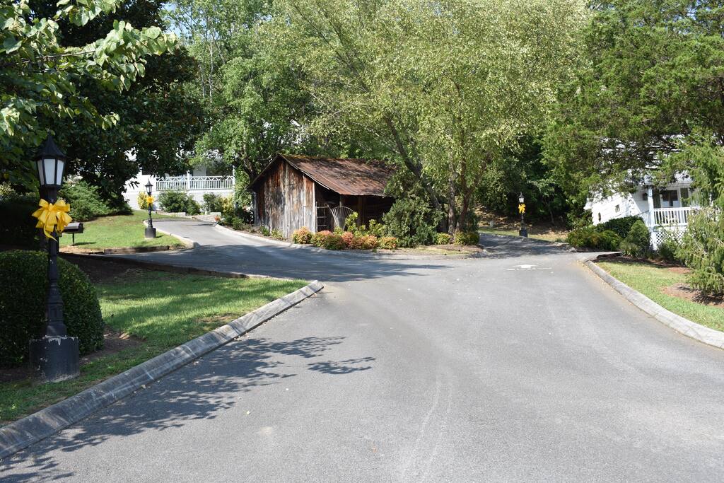 Up hill to house