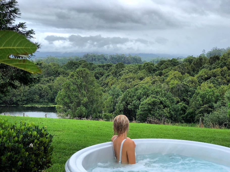 With it's ever-changing mountain panorama, our ozone hydromassage hot pool is the ultimate place to unwind and rejuvenate. In layman’s terms, ozone is an oxidizer. It destroys bacteria, viruses, parasites, ameba, mold, fungus and breaks down harmful chemicals and impurities. It is 35 times more powerful than chlorine and yet leaves no harmful chemicals or byproducts and is completely non-toxic. Ozone is used in the field of medicine to disinfect and heal the skin, boosting the immune system. As the pores open, the O3 is quickly absorbed into the skin and blood, activating a cleansing effect. The temperature is adjusted up or down for year round enjoyment and comfort.