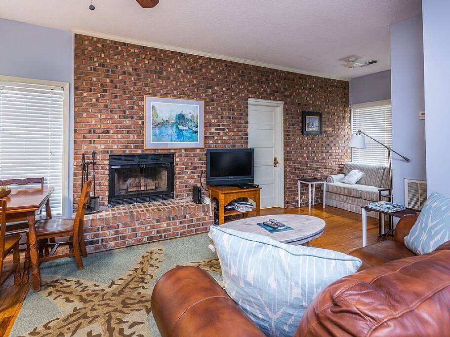 Bed,Bedroom,Furniture,Couch,Chair