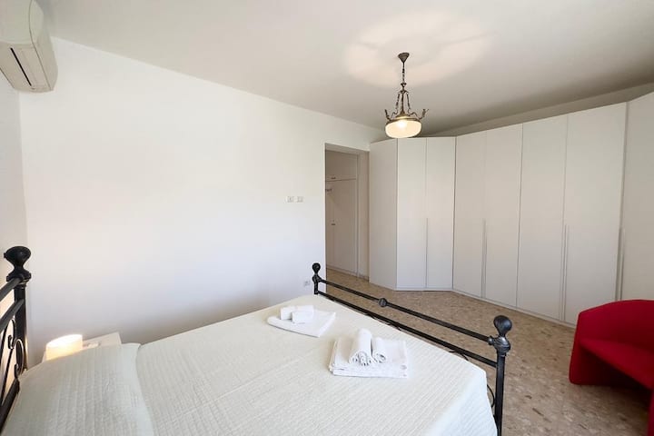 Chambre lit double n ° 1