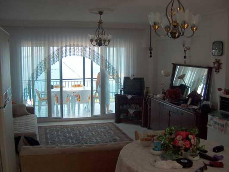 1st floor - Saloon and Balcony