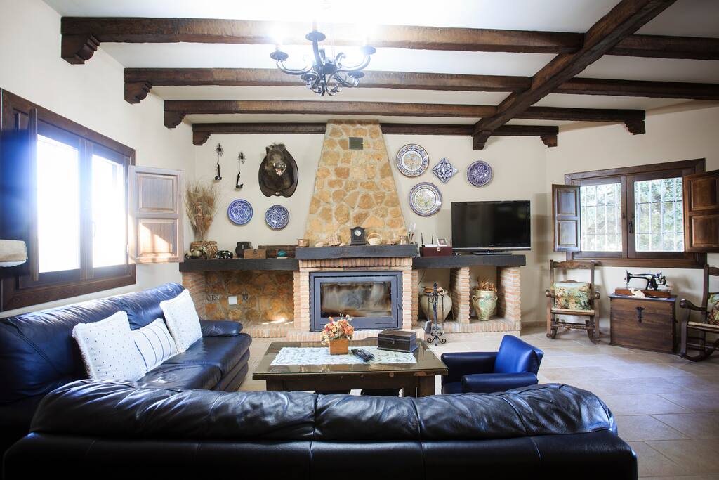 SALON