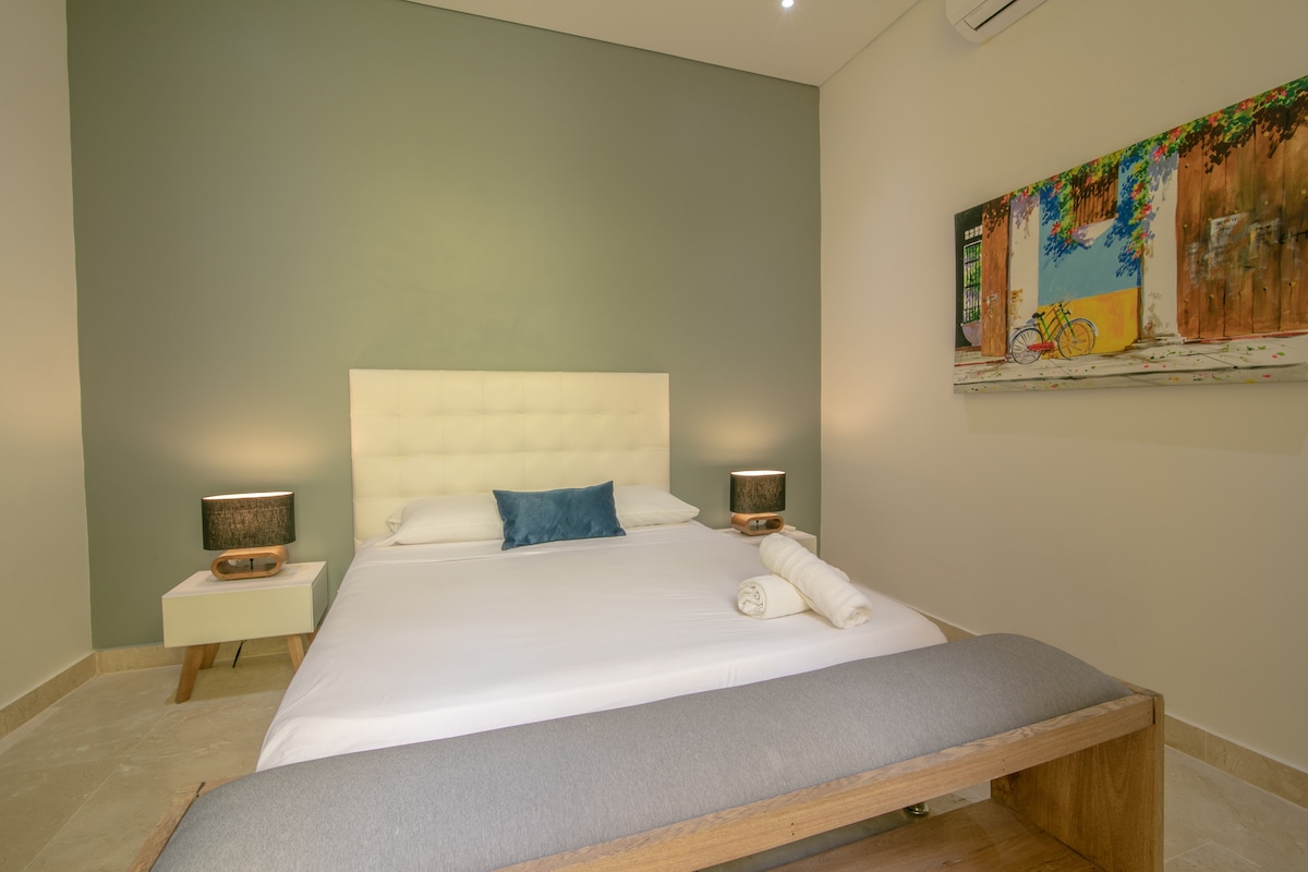 Cartagena stay, 22