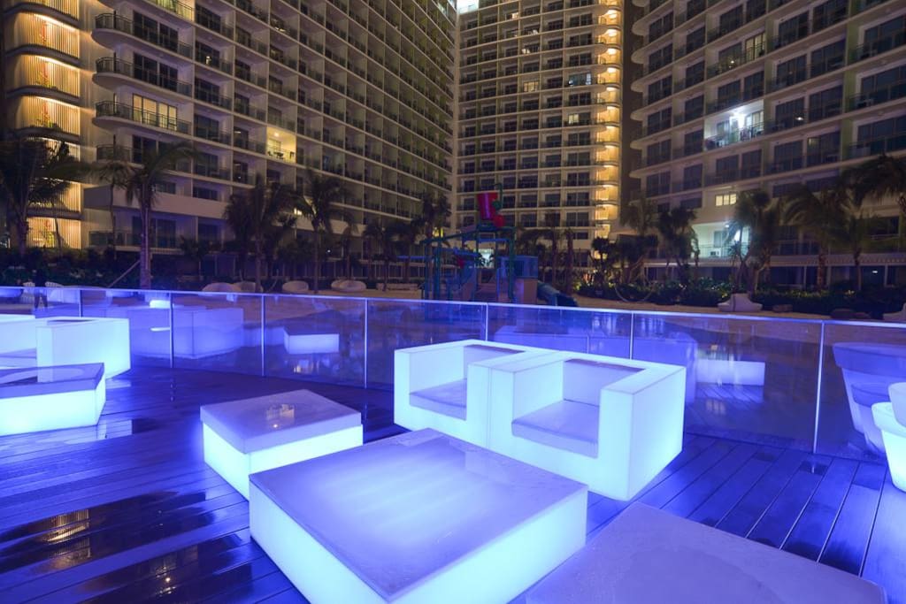 Night photo near the pool.